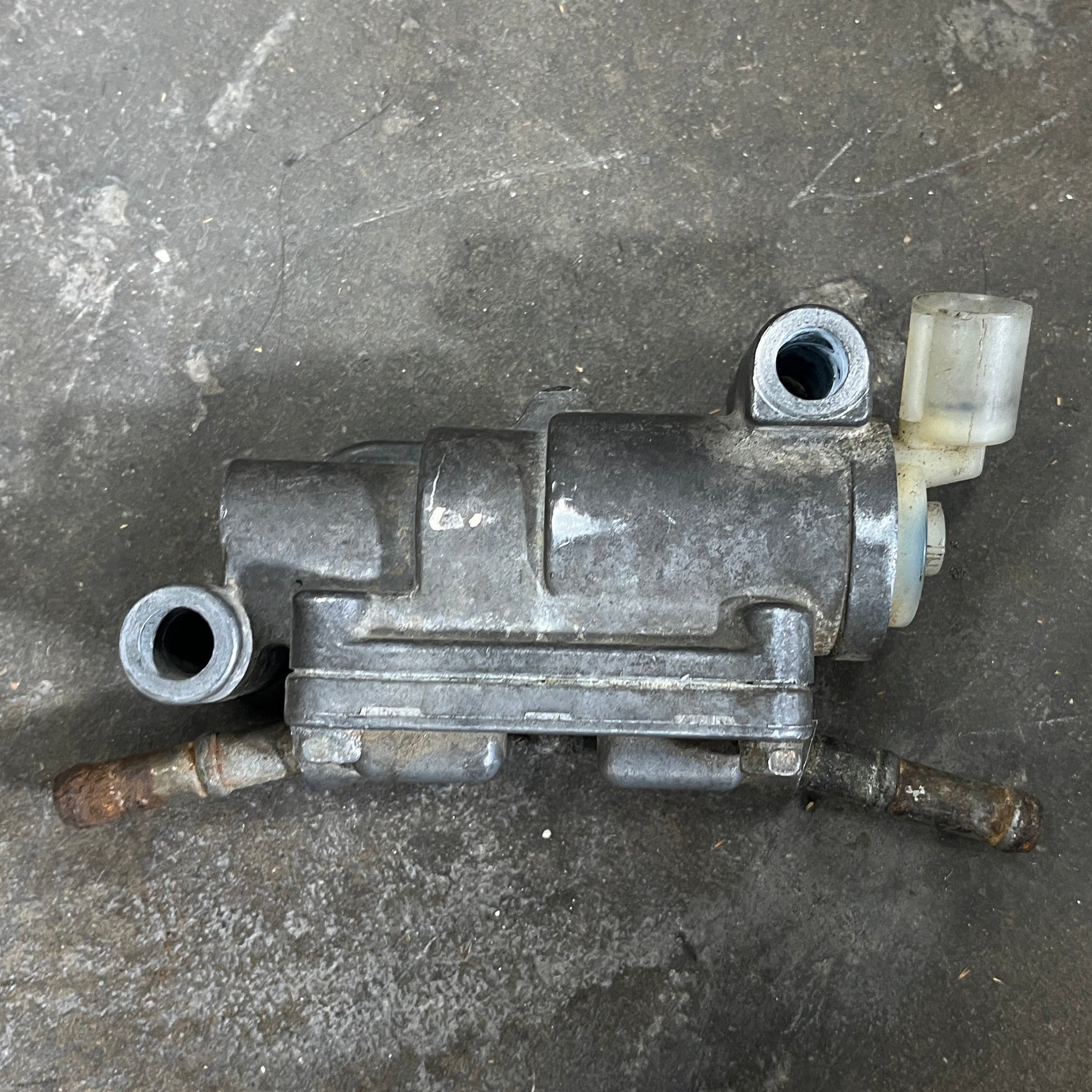 Idle Air Control Valve (IACV)