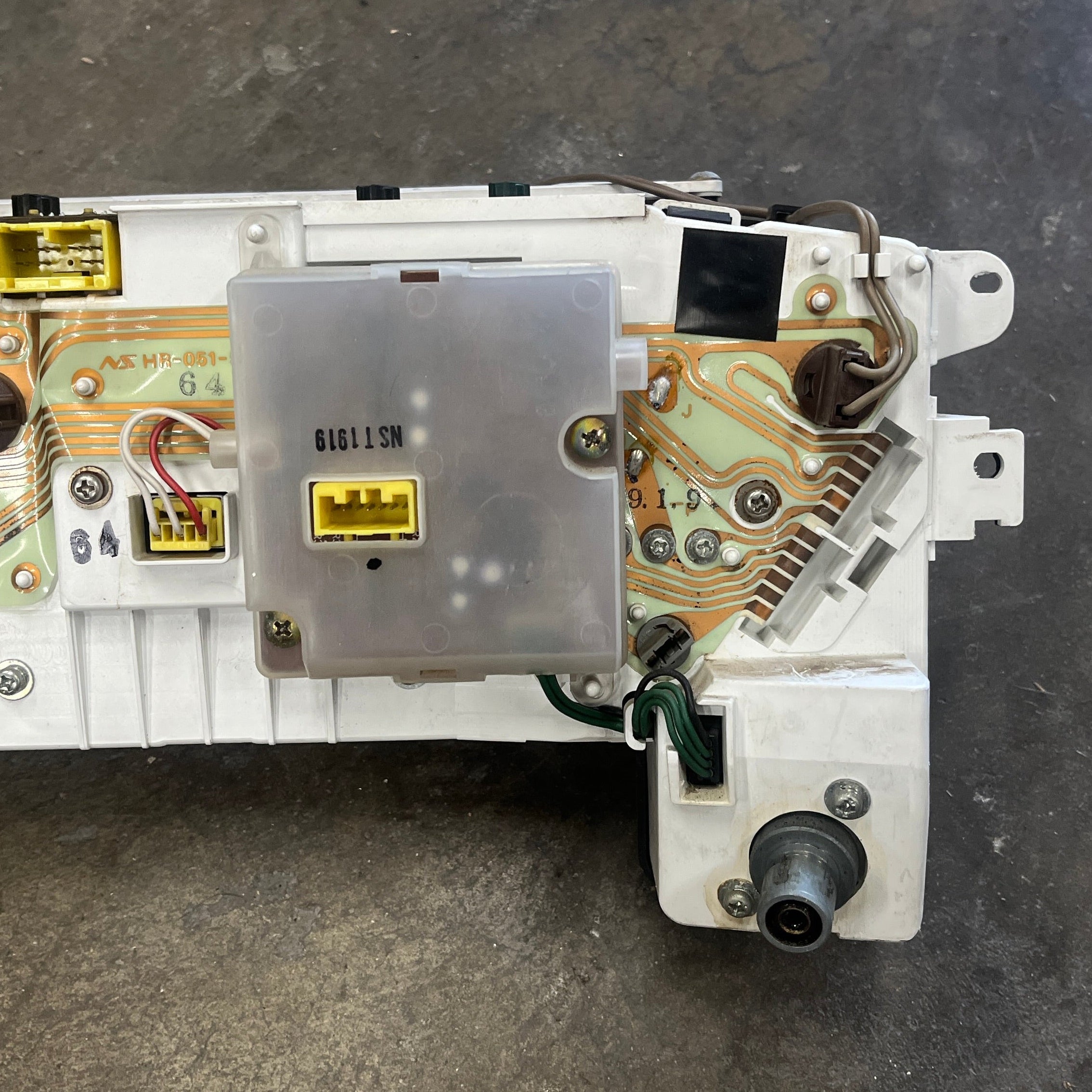 1988–1989 Honda Prelude Gauge Cluster / Instrument Cluster