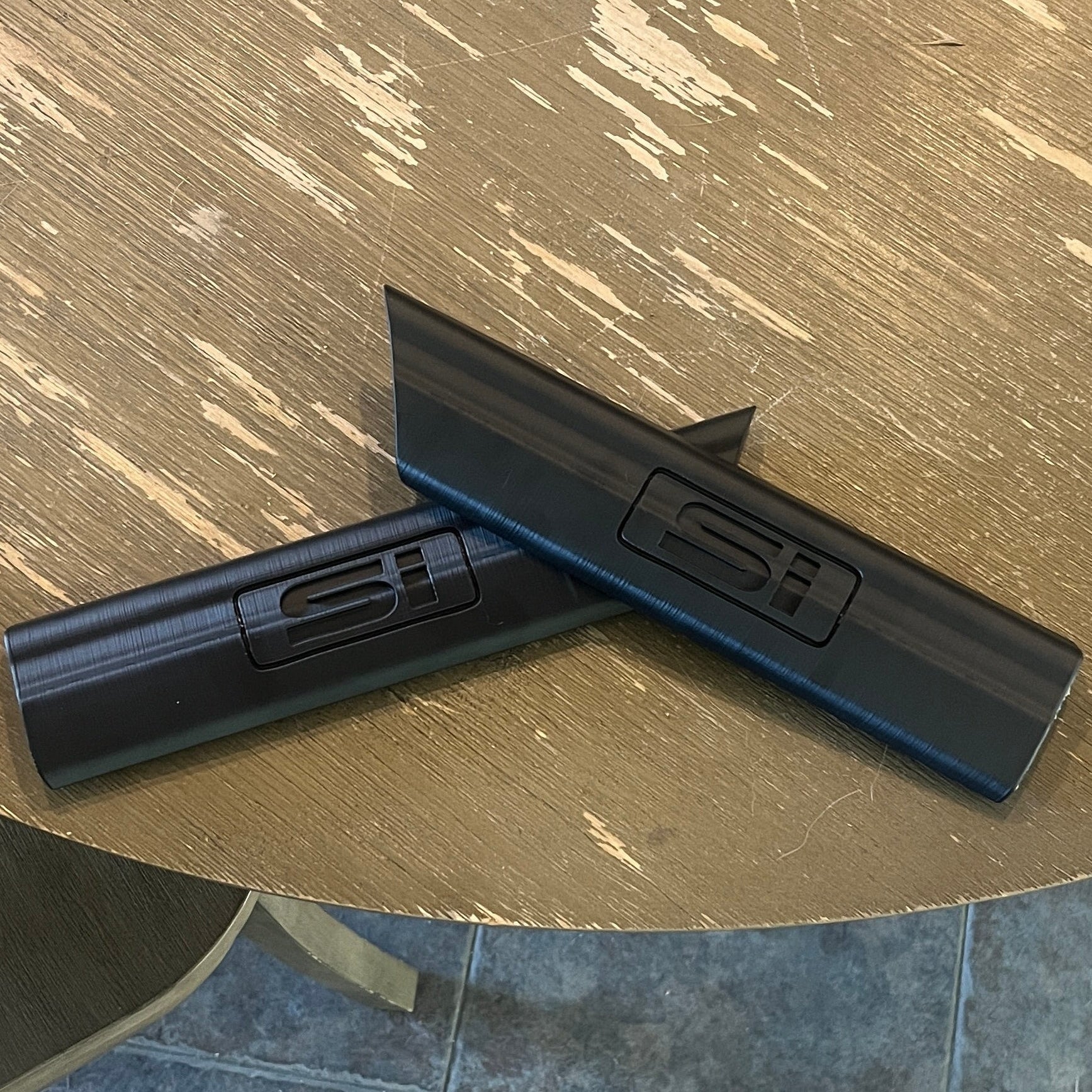 Trim Model Fender Moldings